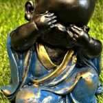 Good looking statue for living area - 015